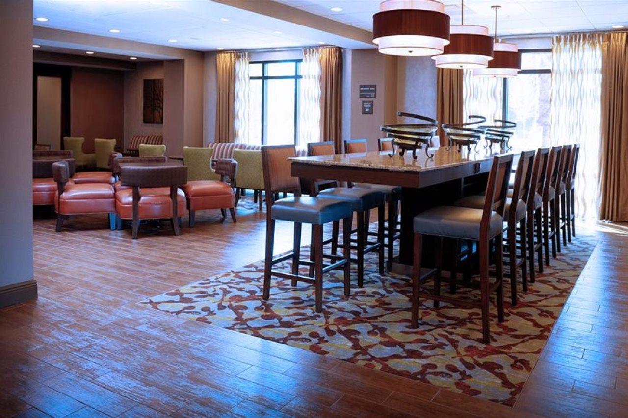 Hampton Inn Кристал-Ривер Экстерьер фото