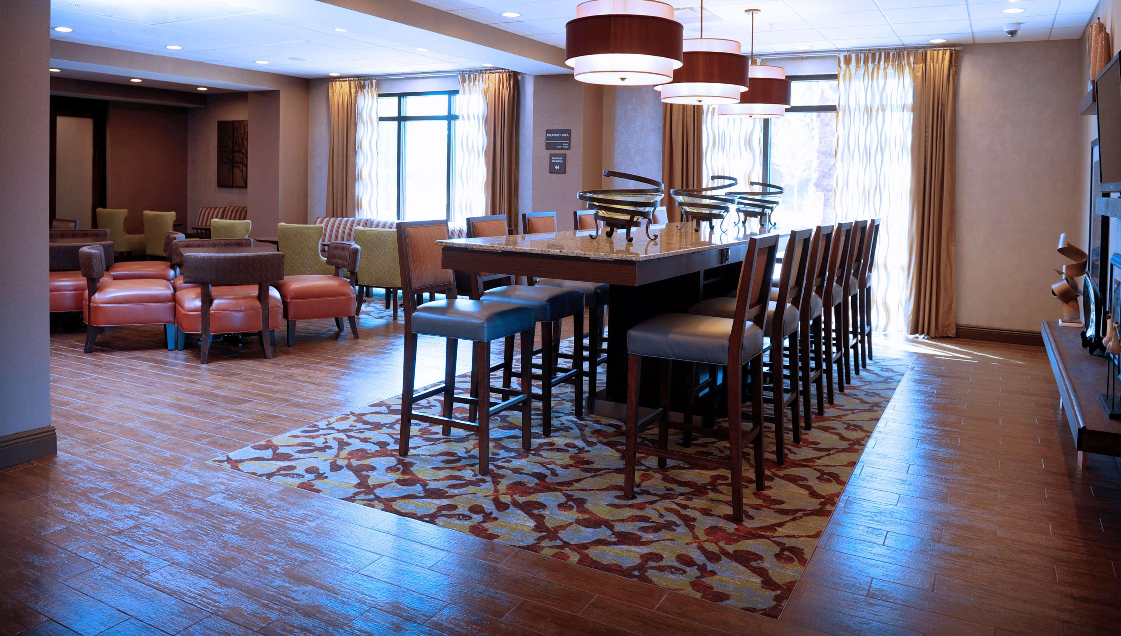 Hampton Inn Кристал-Ривер Экстерьер фото