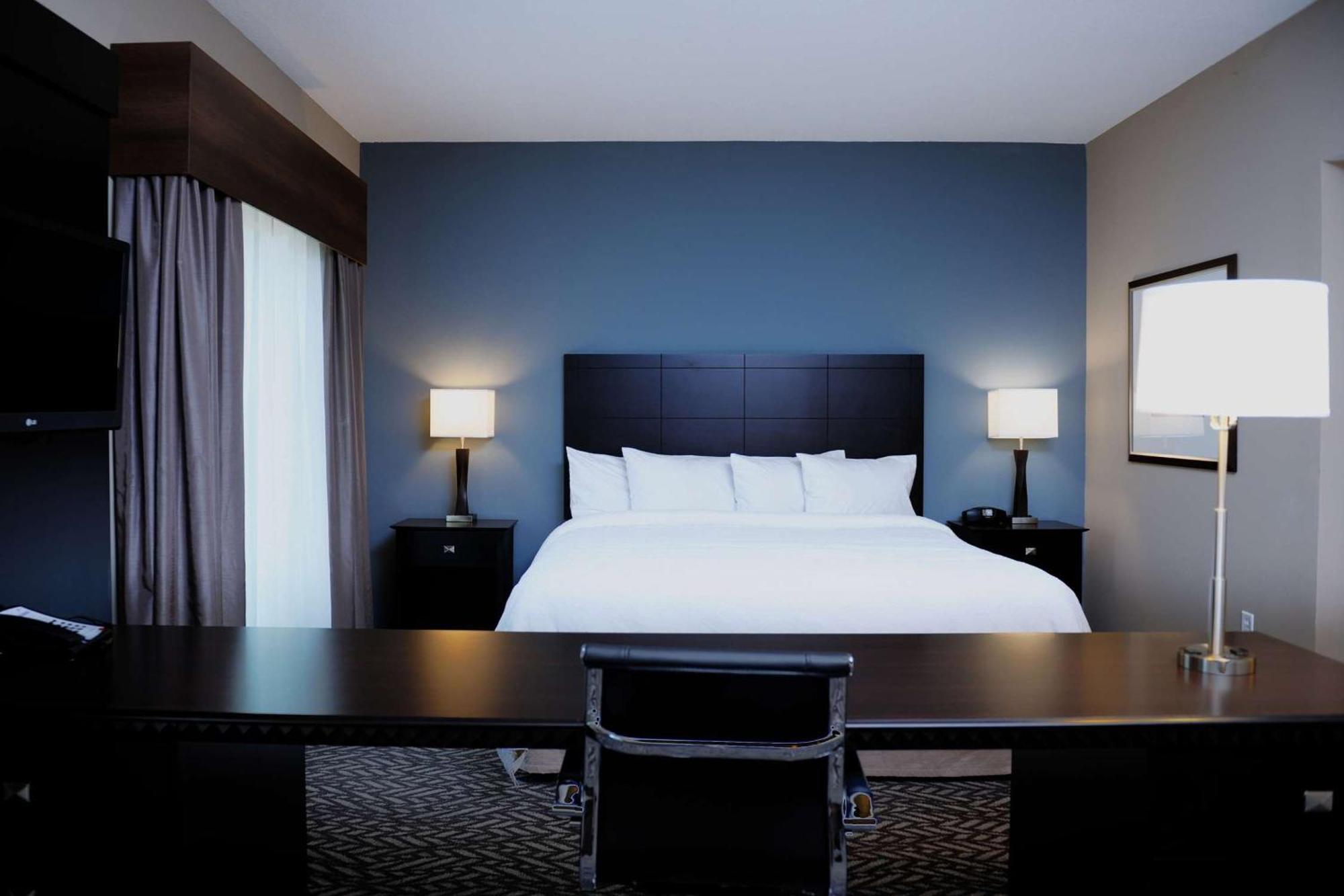 Hampton Inn Кристал-Ривер Экстерьер фото