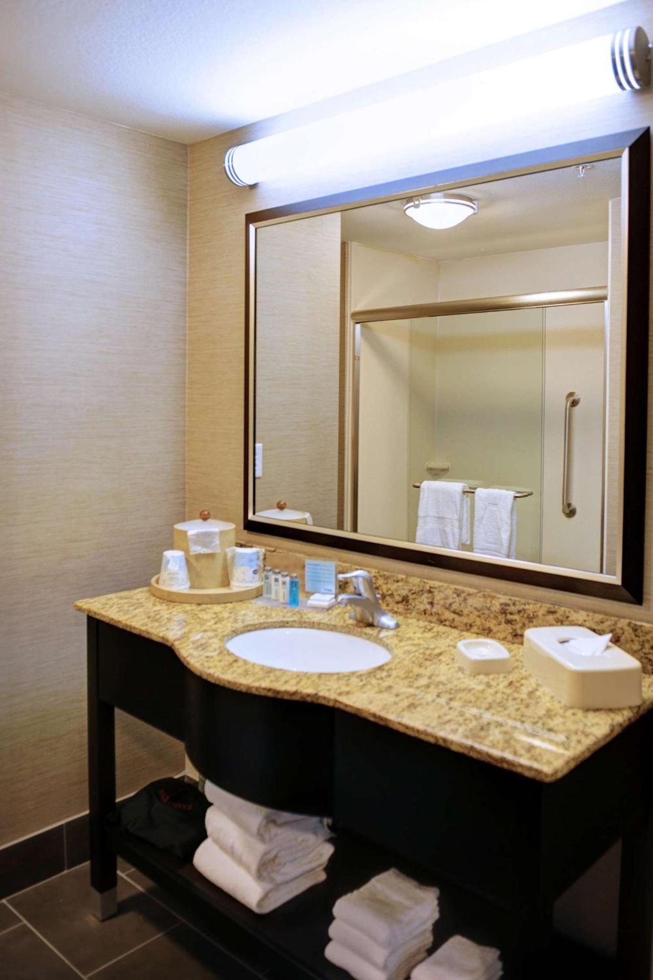 Hampton Inn Кристал-Ривер Экстерьер фото