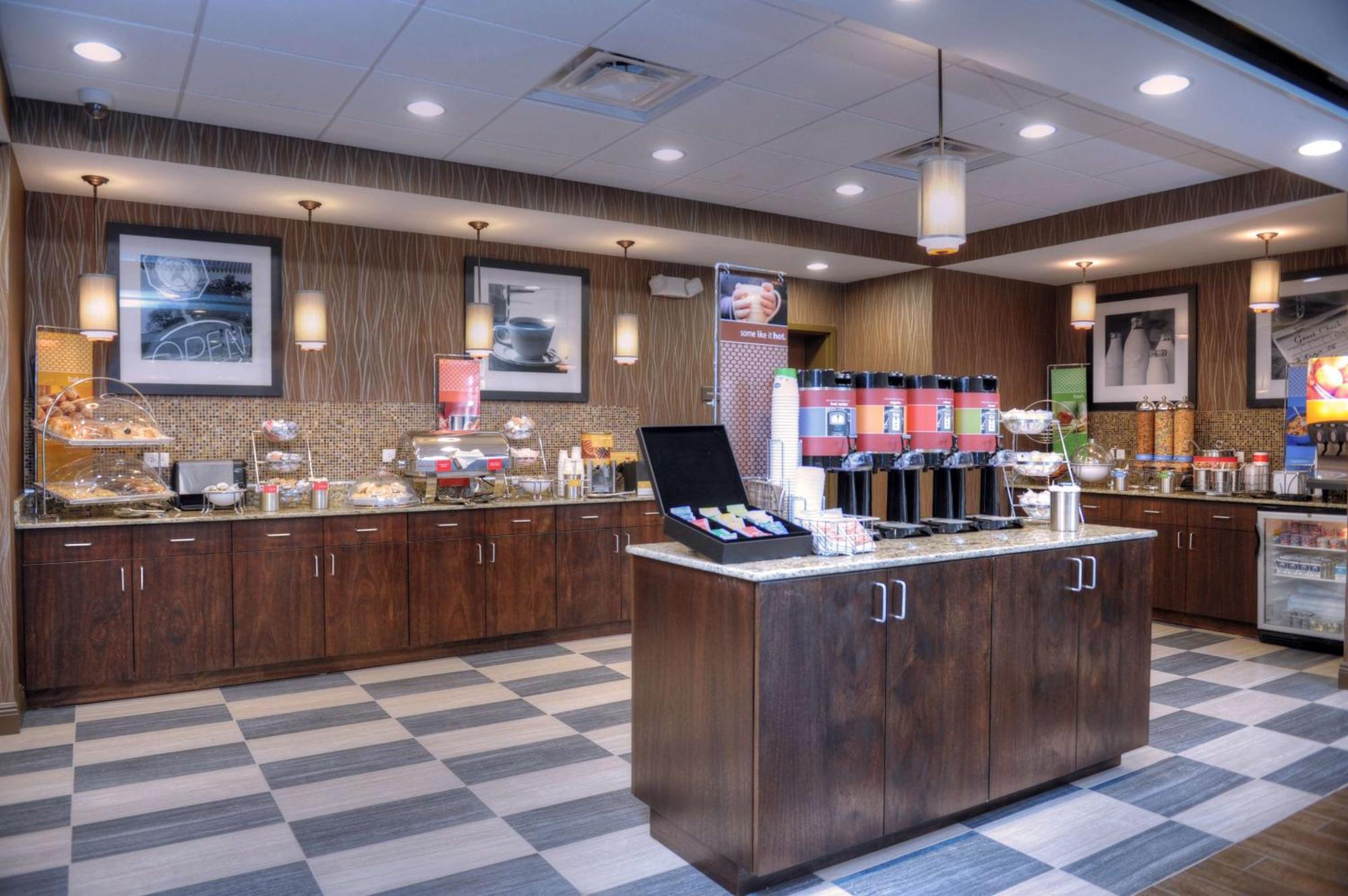 Hampton Inn Кристал-Ривер Экстерьер фото