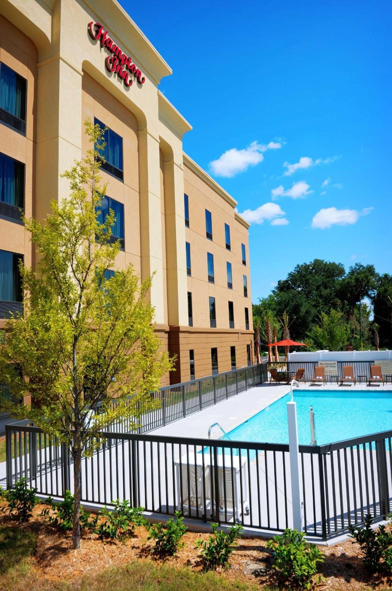 Hampton Inn Кристал-Ривер Экстерьер фото